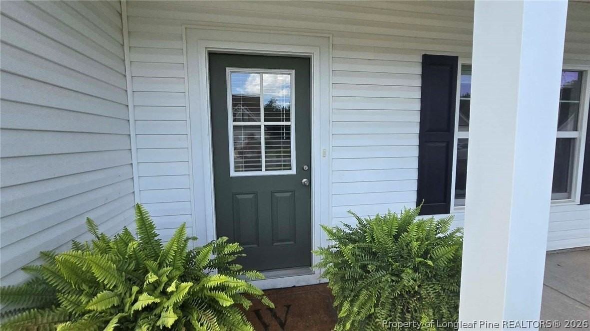 243 Collier Gate St - Photo 5 of 50