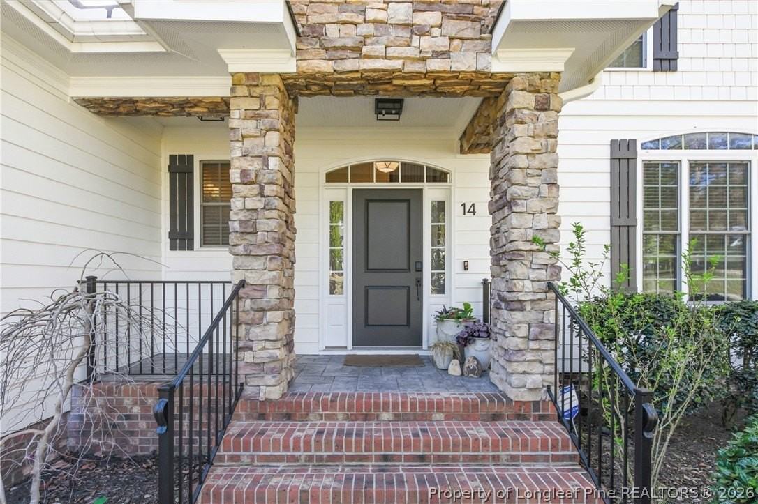 14 Spring Water Ct - Photo 3 of 35