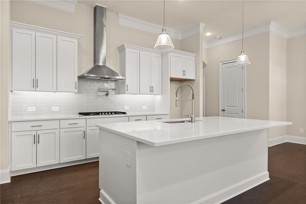 136 Village Green Ave - Photo 6 of 31