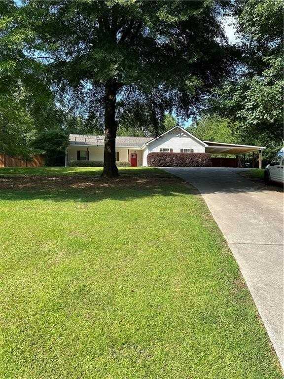 1635 Marble Rock Way - Photo 3 of 19