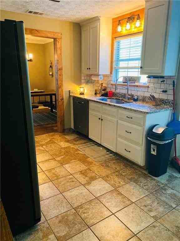 1635 Marble Rock Way - Photo 4 of 19