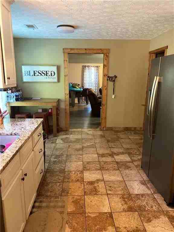 1635 Marble Rock Way - Photo 5 of 19