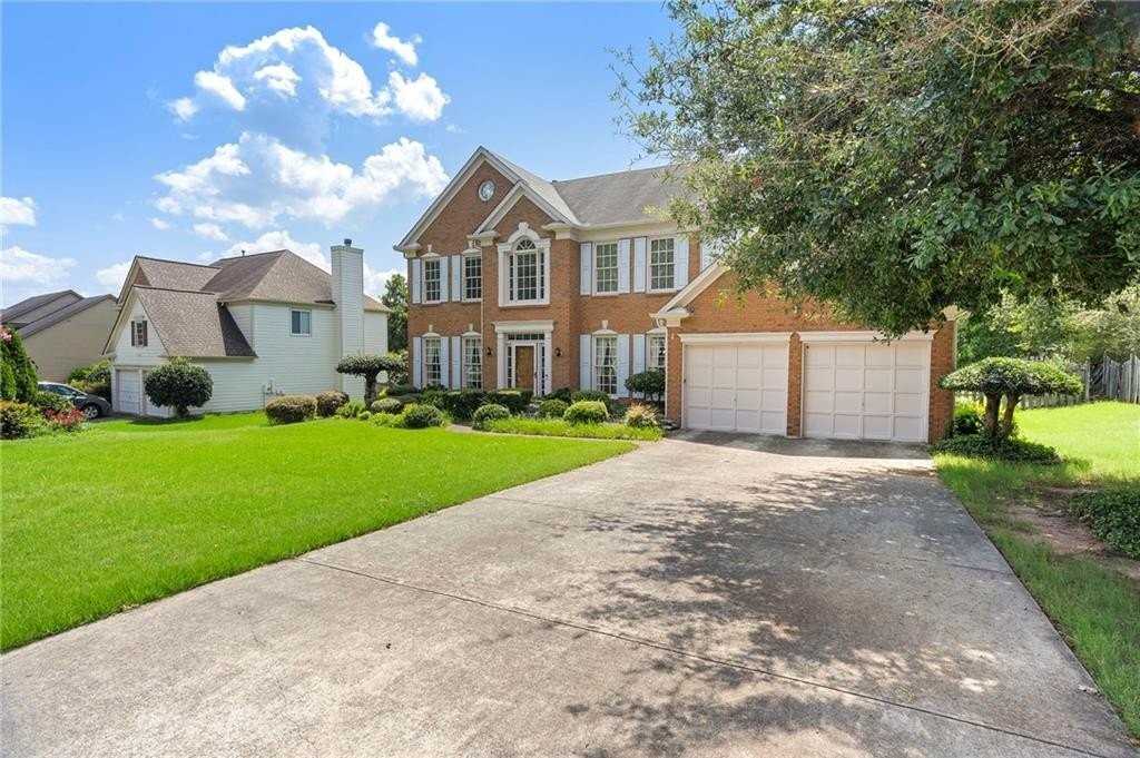 7810 Brookwood Way - Photo 3 of 50