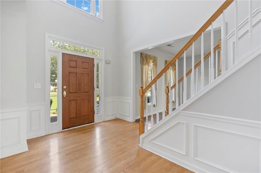 7810 Brookwood Way - Photo 4 of 50
