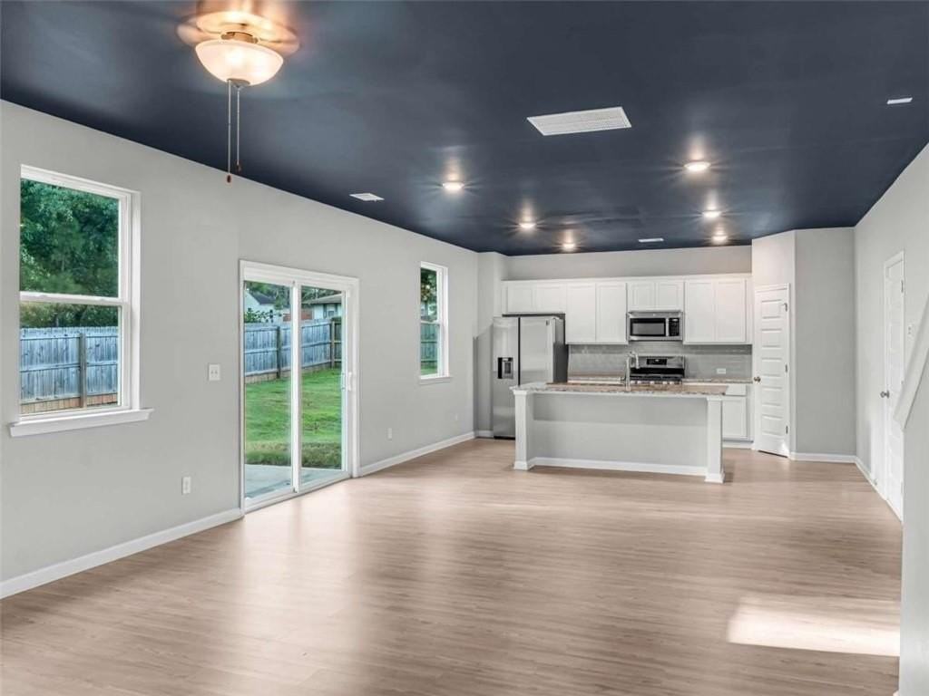 2054 Maplewood Way - Photo 6 of 37
