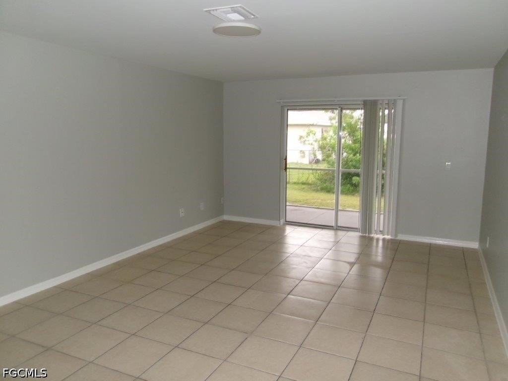 4414 25th St Sw - Photo 3 of 10