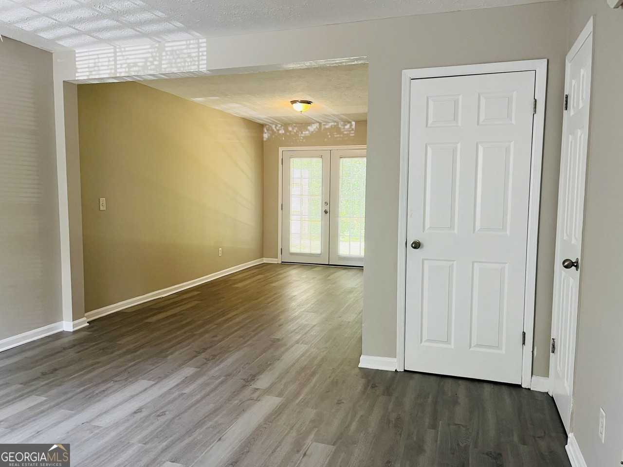 601 Wilburn Ave #C - Photo 3 of 26