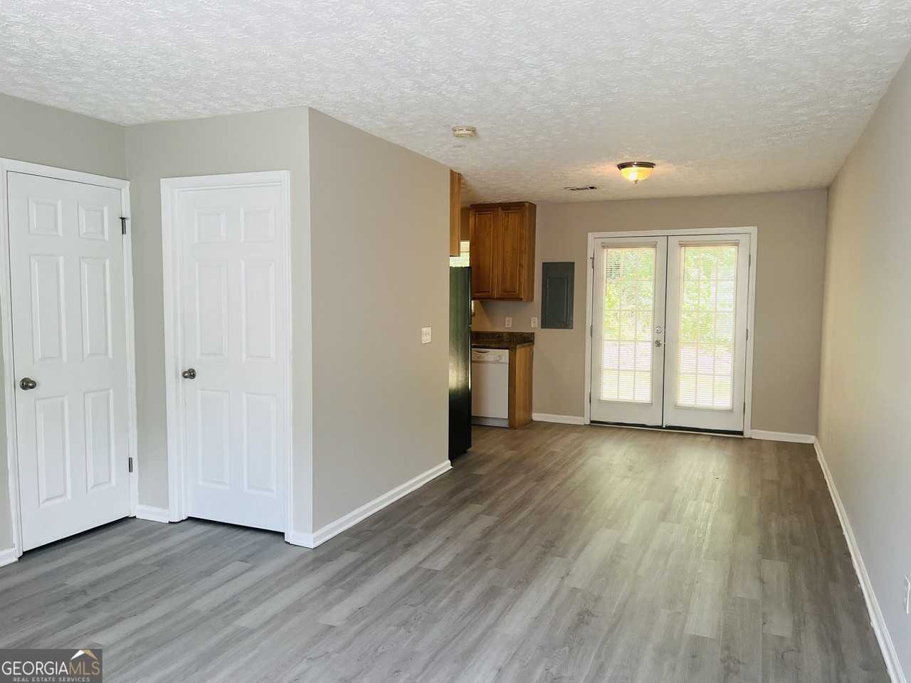 605 Wilburn Ave #L - Photo 4 of 26