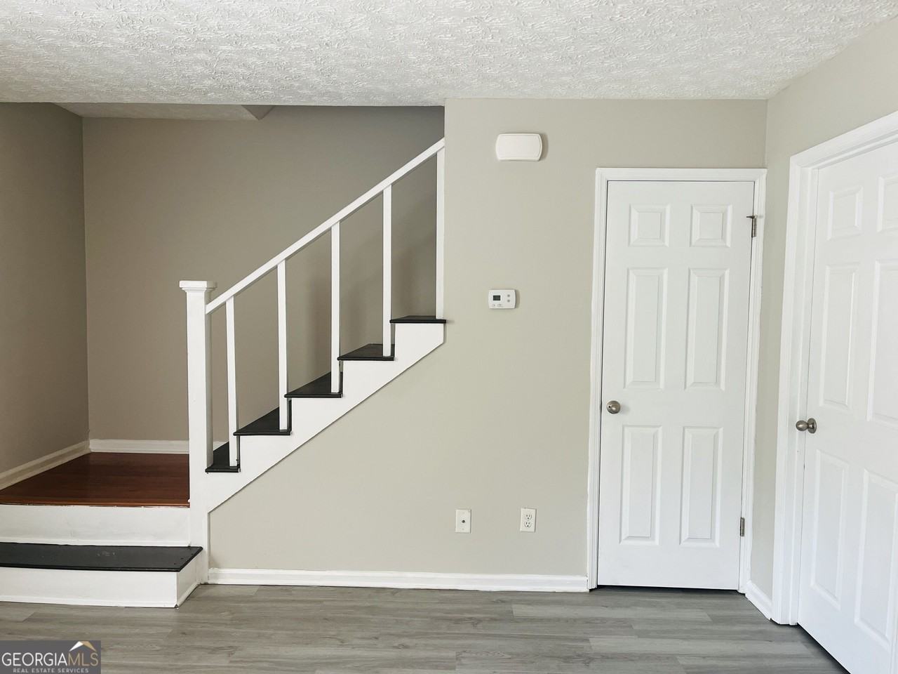 605 Wilburn Ave #L - Photo 5 of 26
