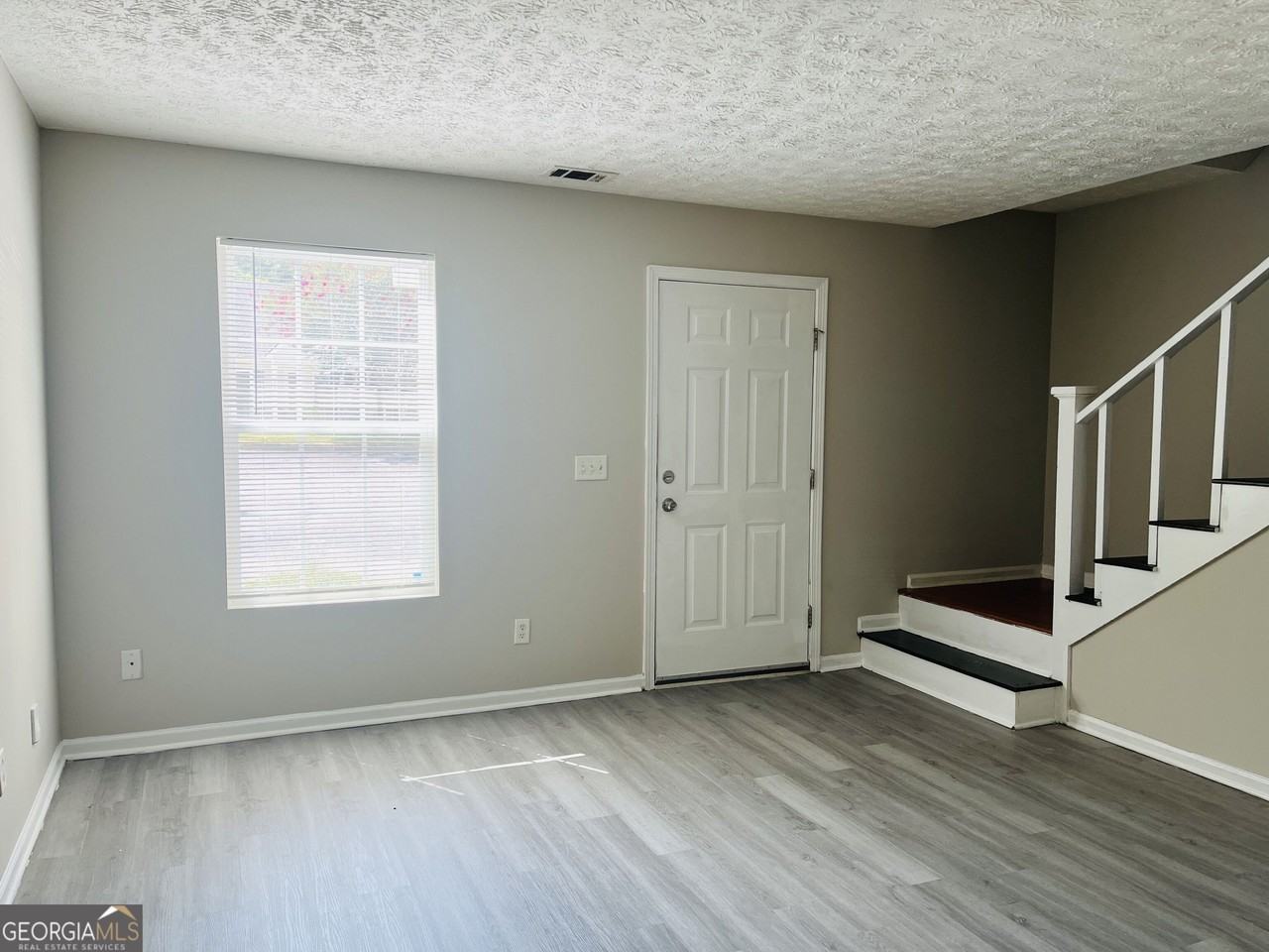 605 Wilburn Ave #L - Photo 6 of 26