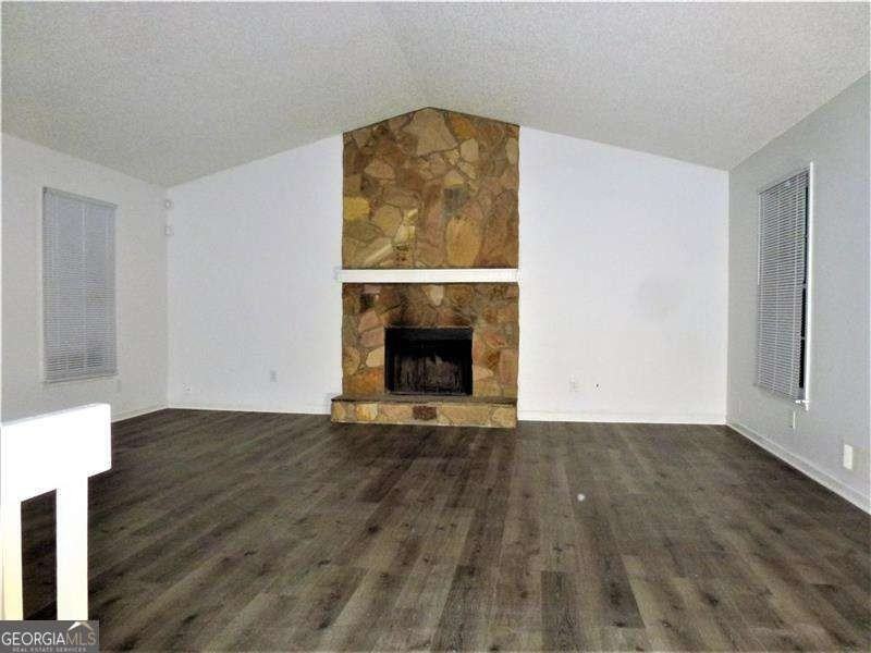 382 Cross Creek Pl - Photo 7 of 36