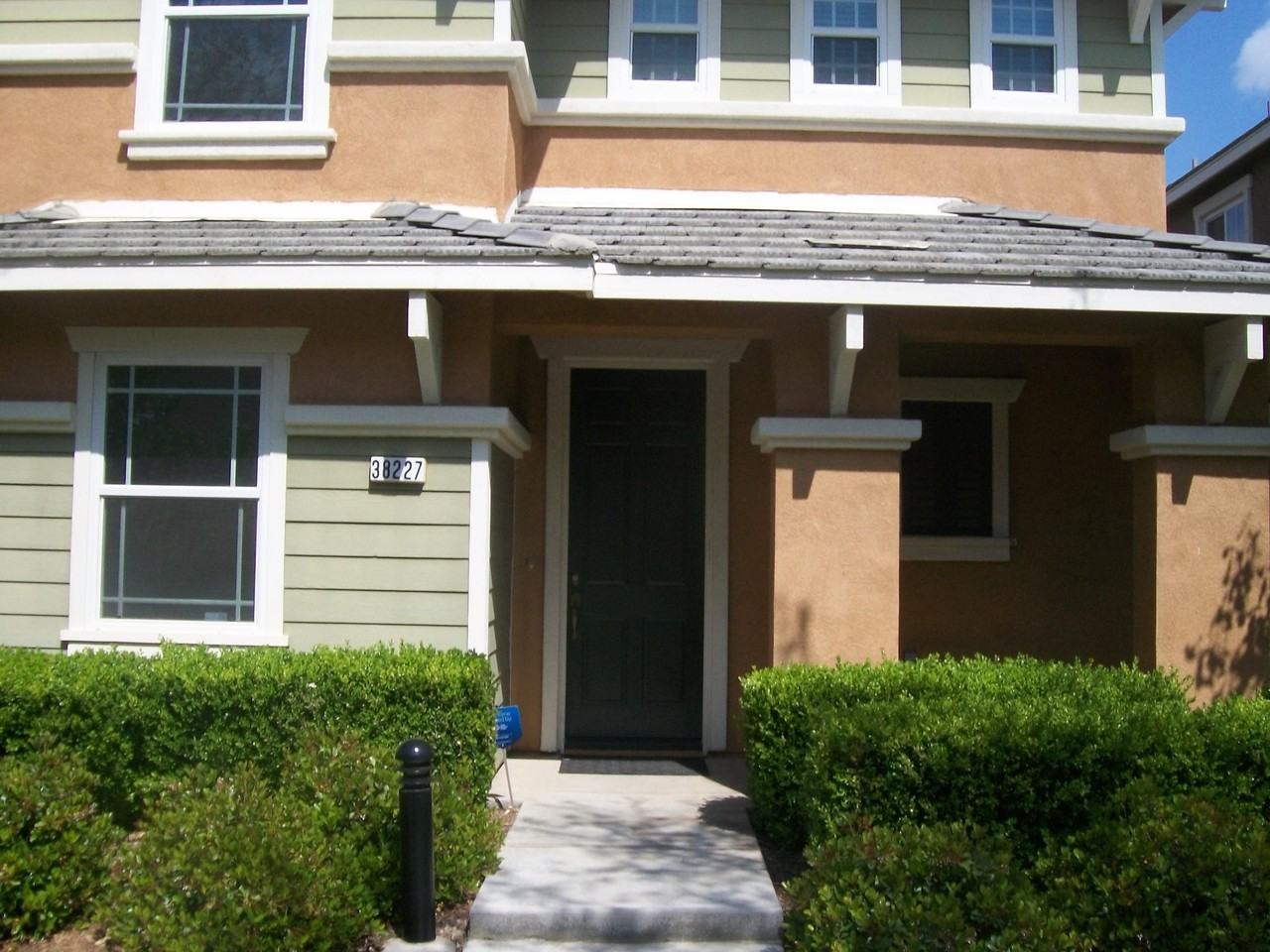 38227 Lone Tree Ct - Photo 2 of 32