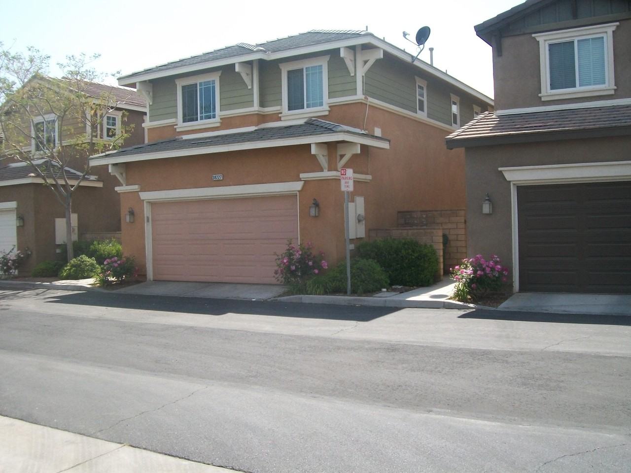 38227 Lone Tree Ct - Photo 5 of 32