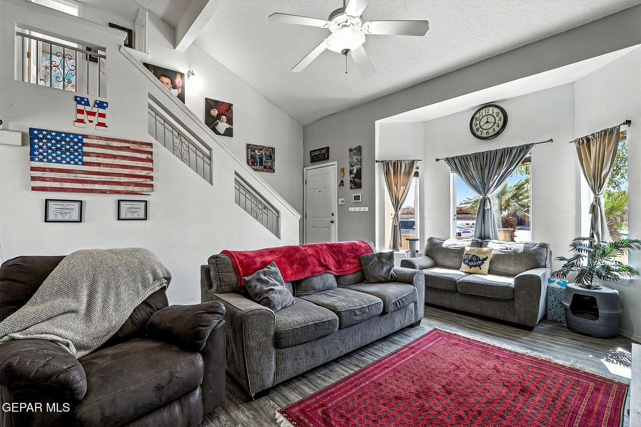3712 La Cuesta Dr - Photo 3 of 28