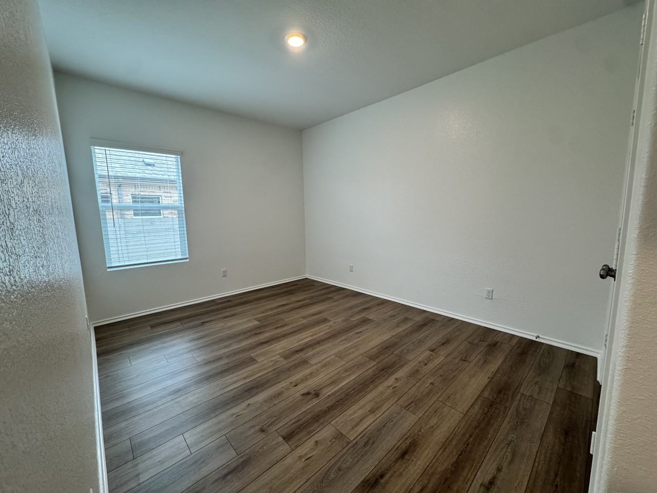 316 Wolf Springs Rd #1 - Photo 4 of 30