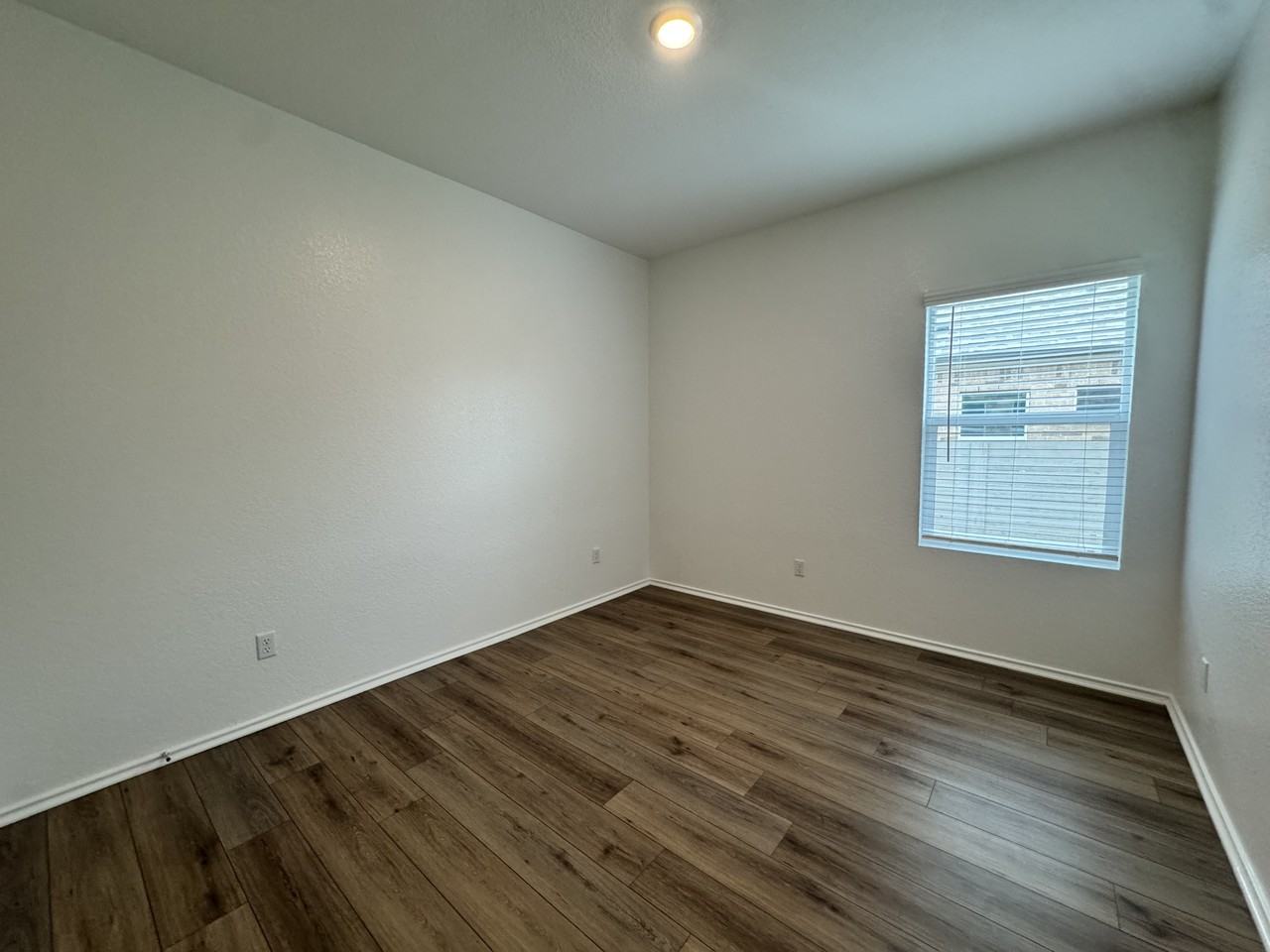 316 Wolf Springs Rd #1 - Photo 6 of 30