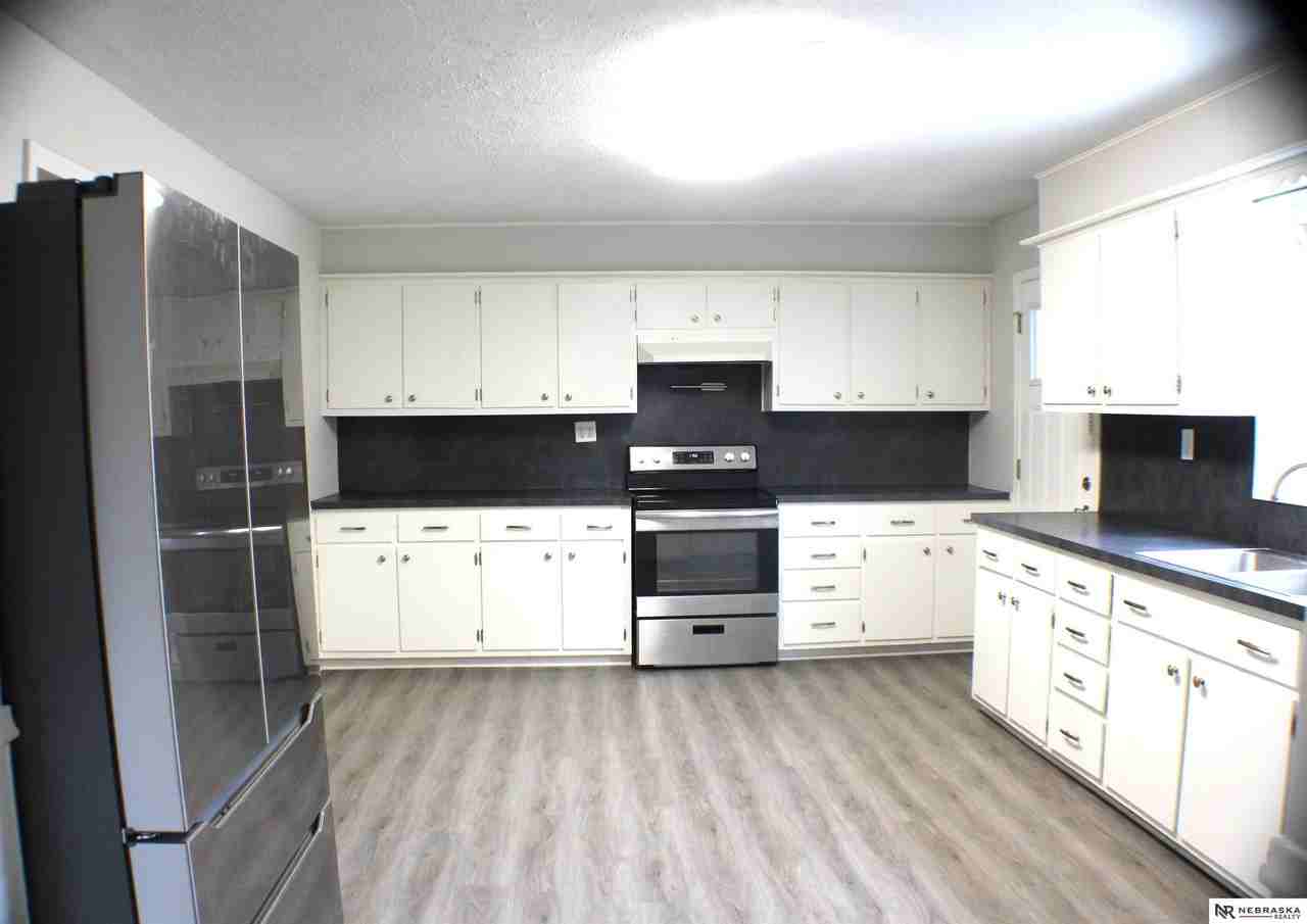 165 S 3rd St - Photo 2 of 10
