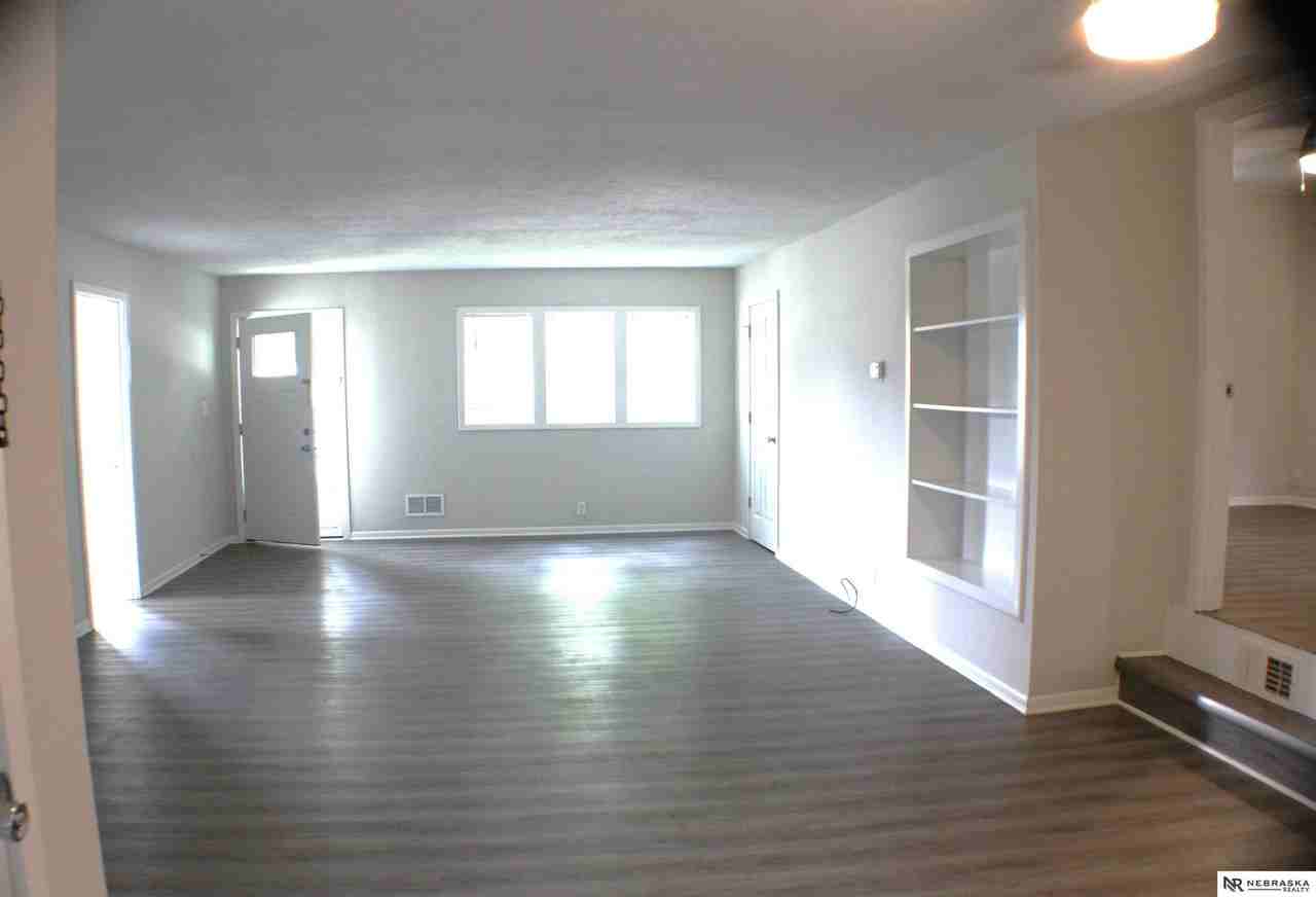 165 S 3rd St - Photo 5 of 10