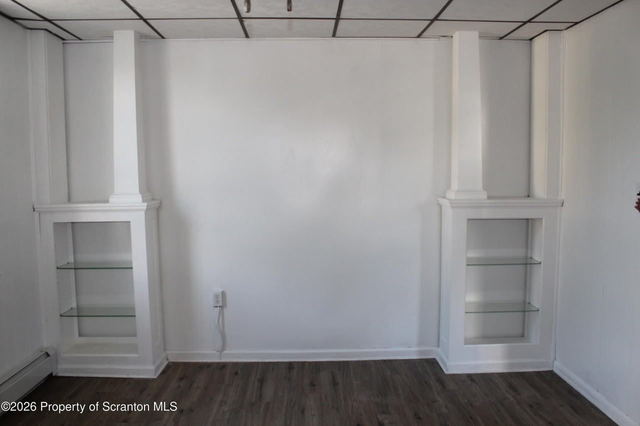 61 Fallbrook St #4 - Photo 4 of 11