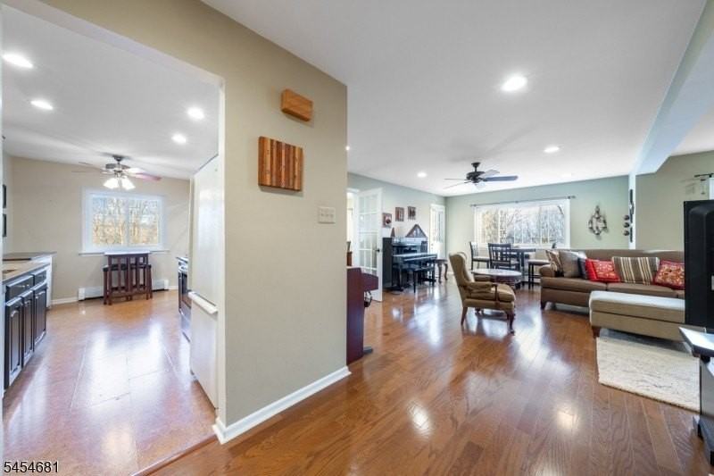 21D Foxwood Dr - Photo 3 of 36