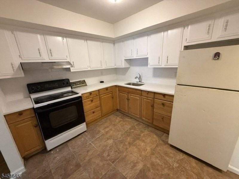 118 Main St #2 - Photo 5 of 13