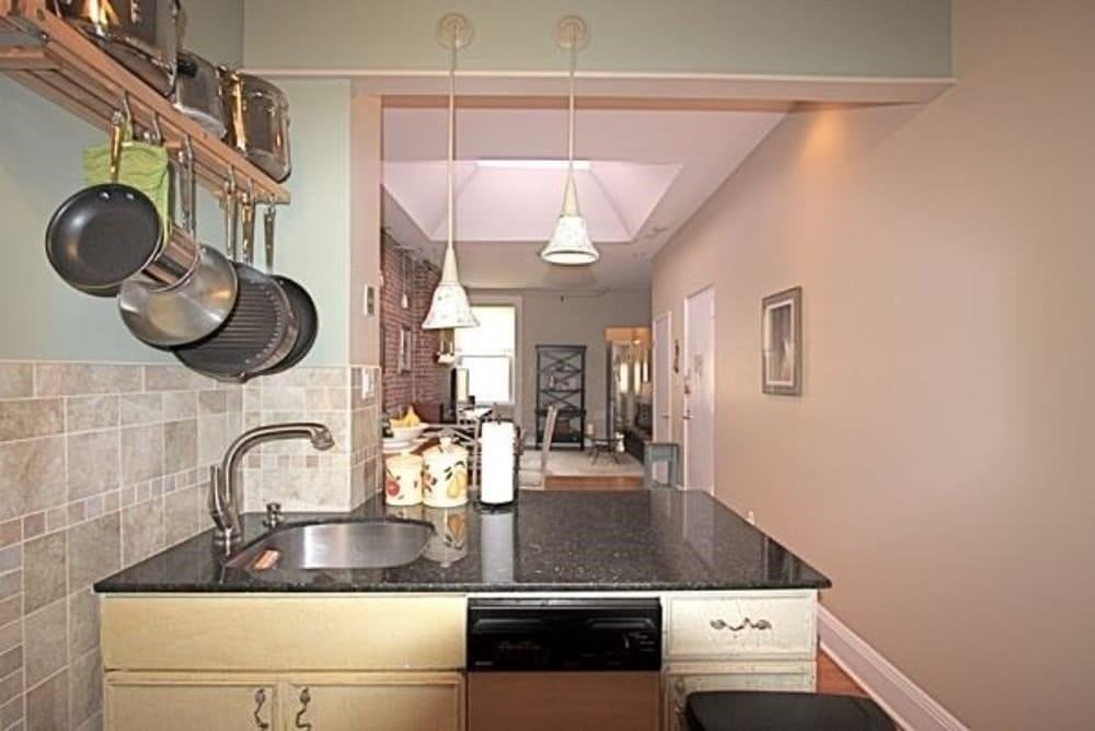825 Washington St #5A - Photo 4 of 14