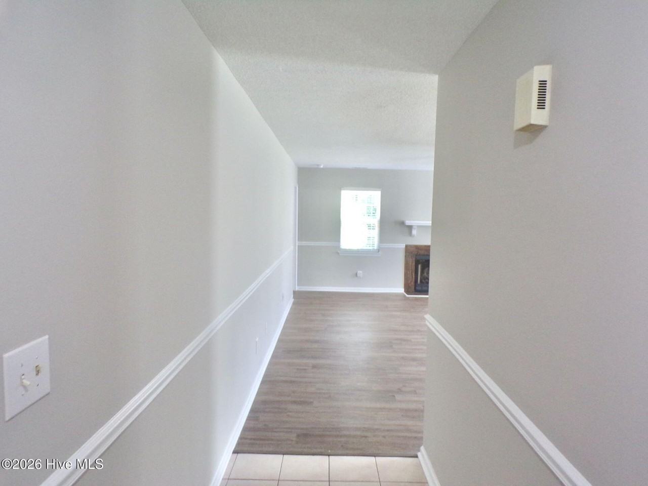 1019 Furia Dr - Photo 7 of 34
