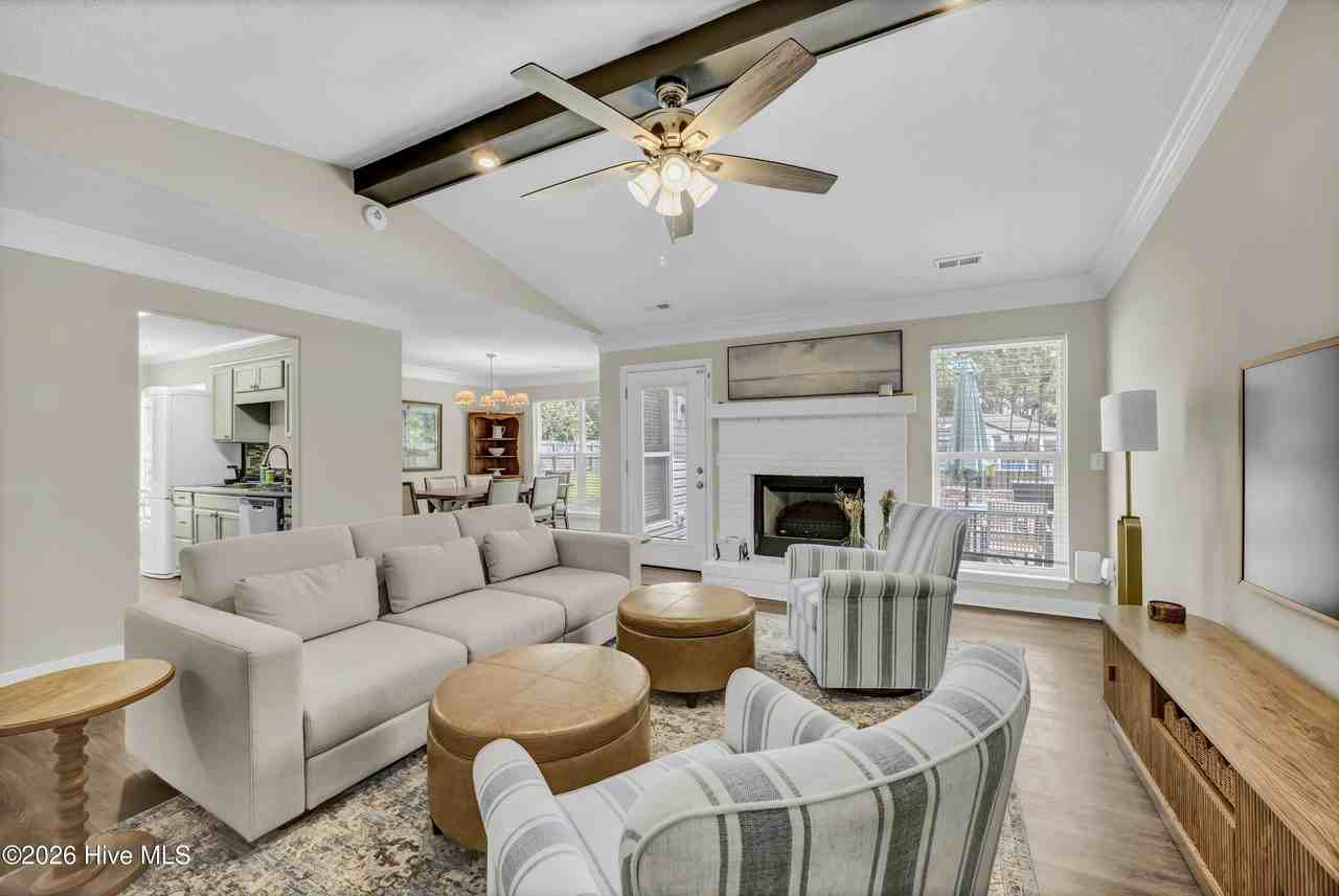 3415 Sparrow Hawk Ct - Photo 6 of 27