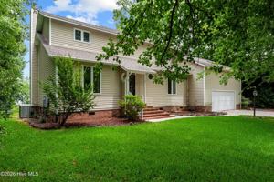 featured image of 104 Balboa Ct