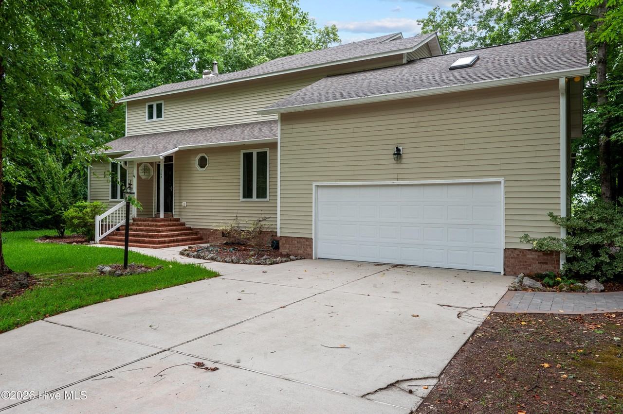 104 Balboa Ct - Photo 2 of 45