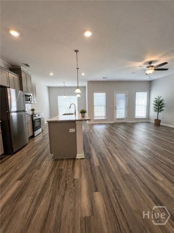 110 Exmoor Cir - Photo 3 of 18