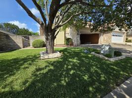 featured image of 445 Florian Dr
