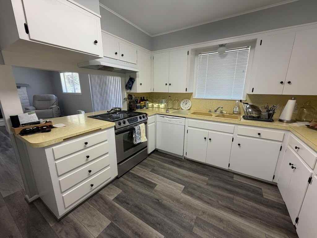 802 Lake Dr - Photo 3 of 8