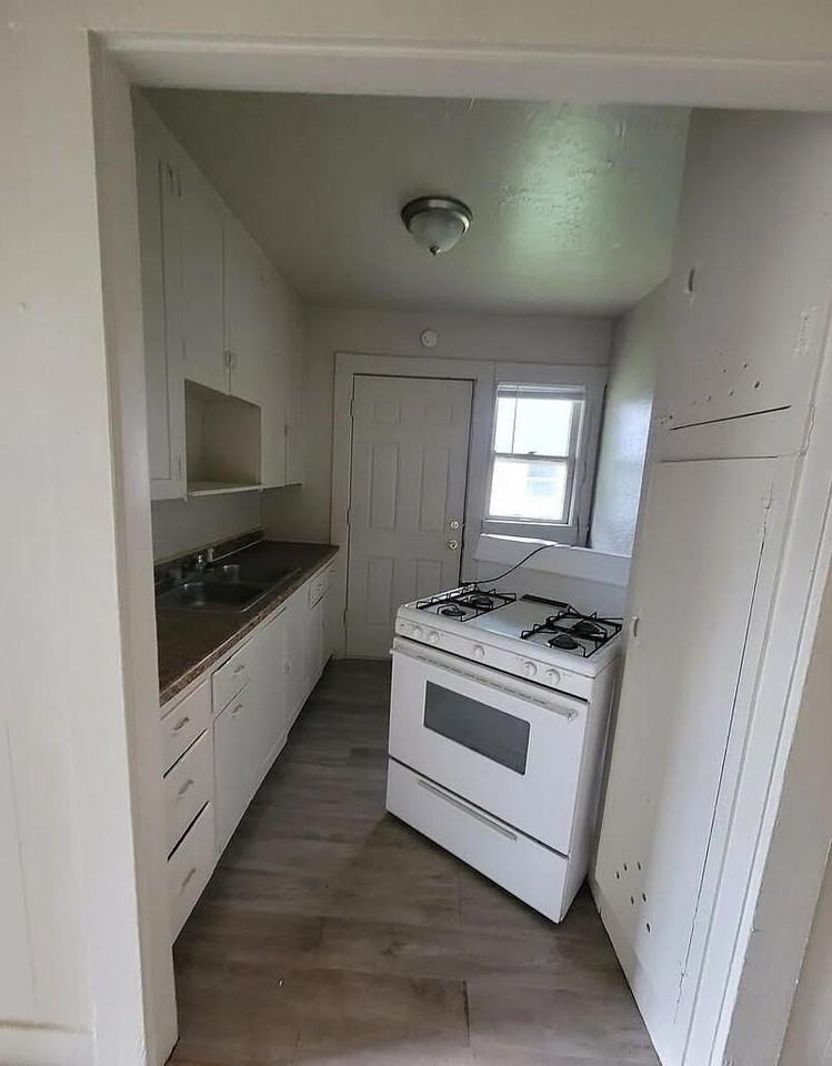 3702 S Polk St #B - Photo 6 of 7