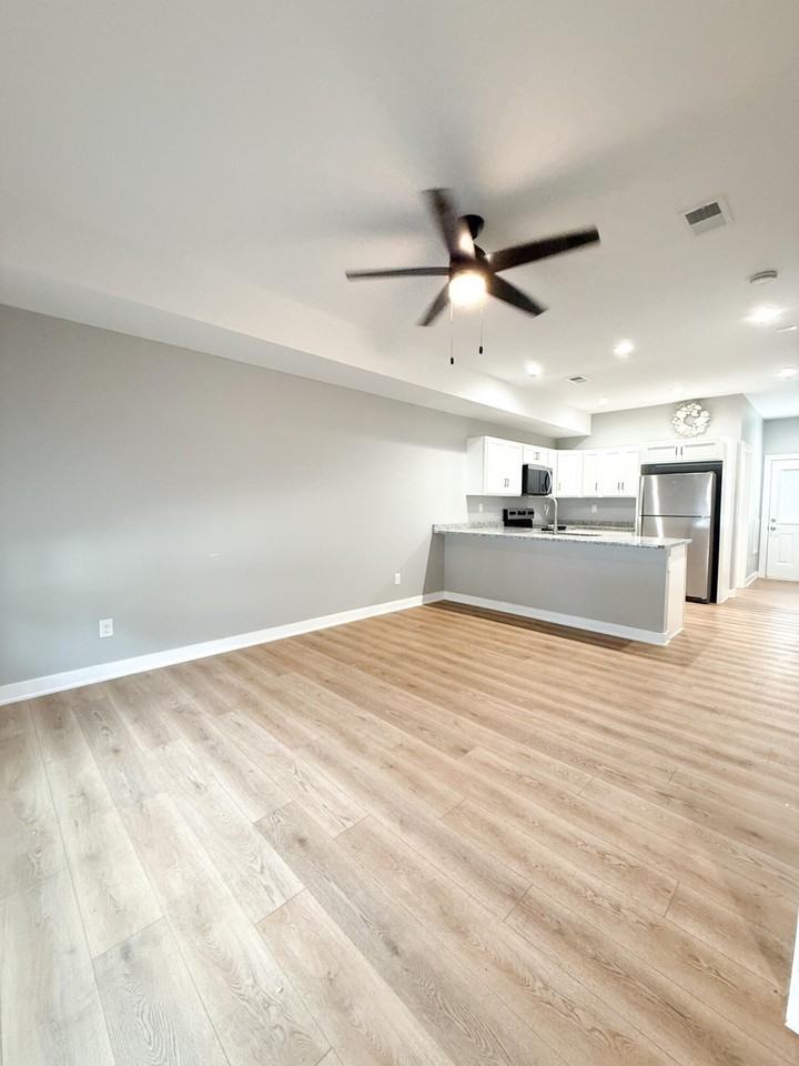 1635 N Highway 1247 #B - Photo 2 of 8
