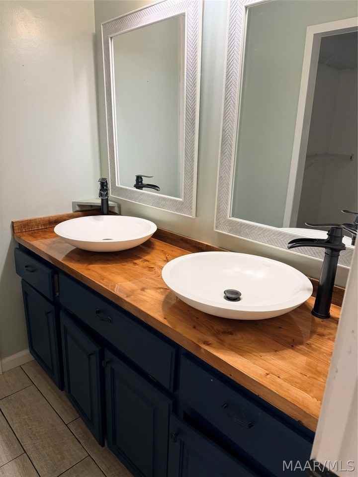246 Richfield Rd - Photo 7 of 27