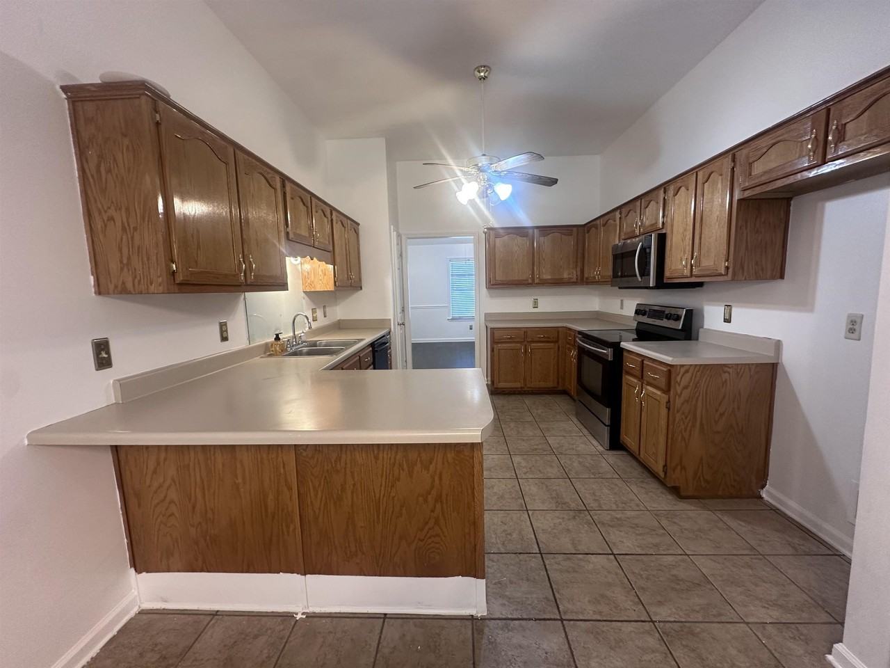 8305 Crimson Creek Dr - Photo 2 of 18