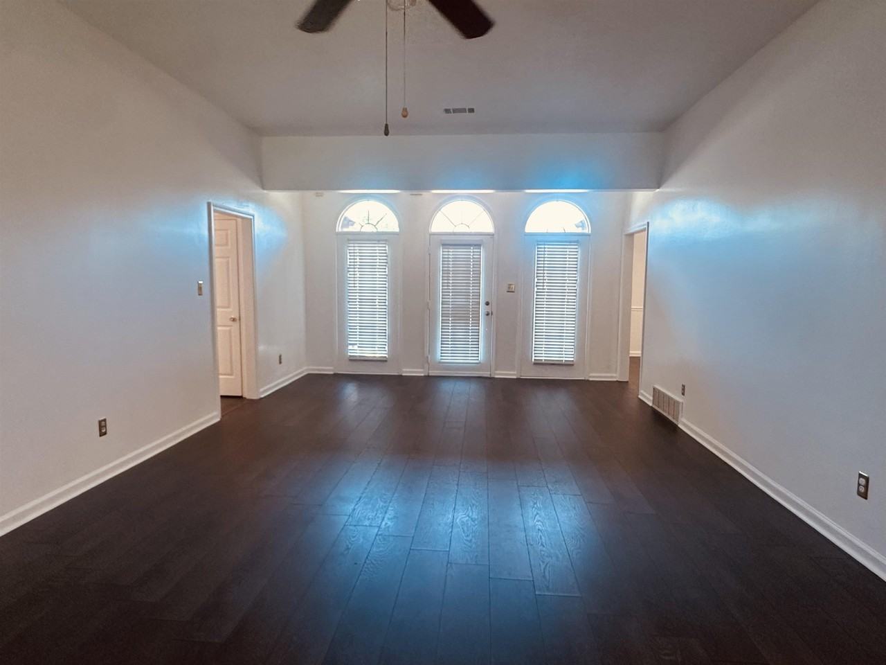 8305 Crimson Creek Dr - Photo 5 of 18