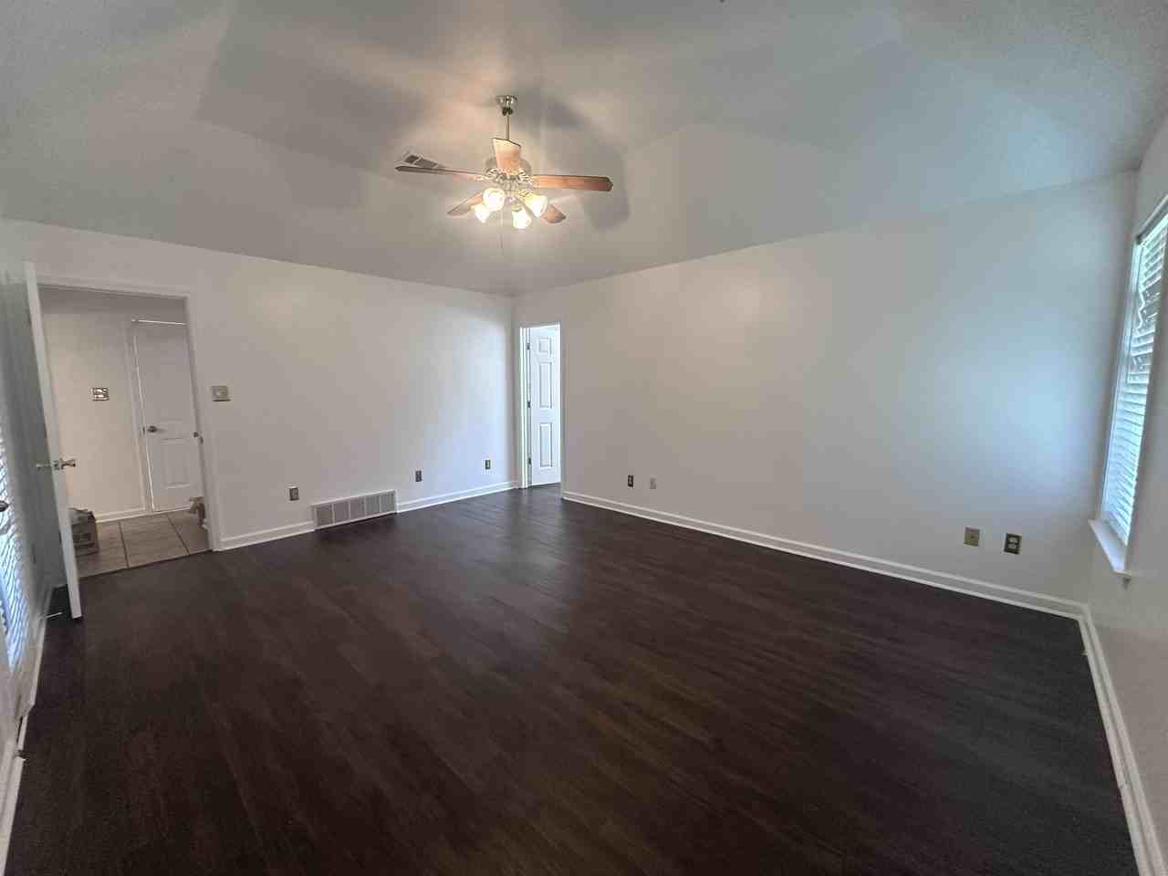 8305 Crimson Creek Dr - Photo 6 of 18