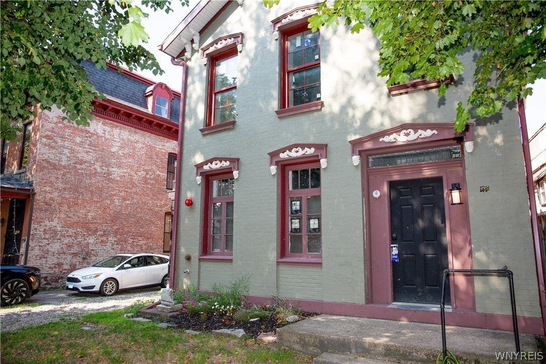486 Franklin St - Photo 3 of 29