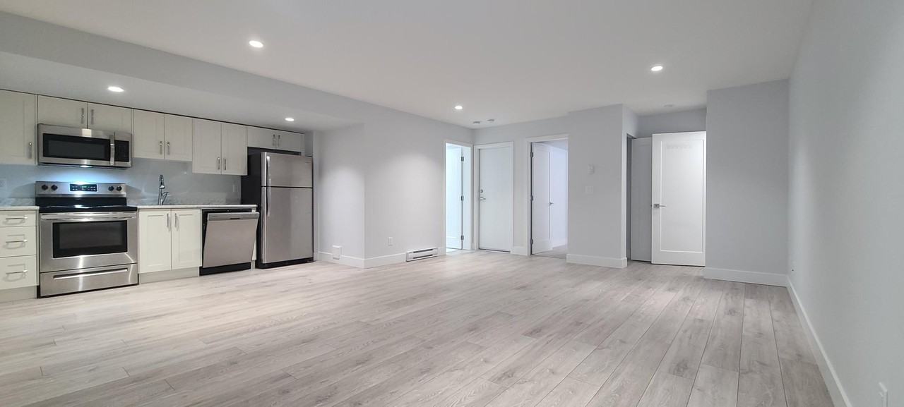 2060 165B Street - Photo 3 of 10