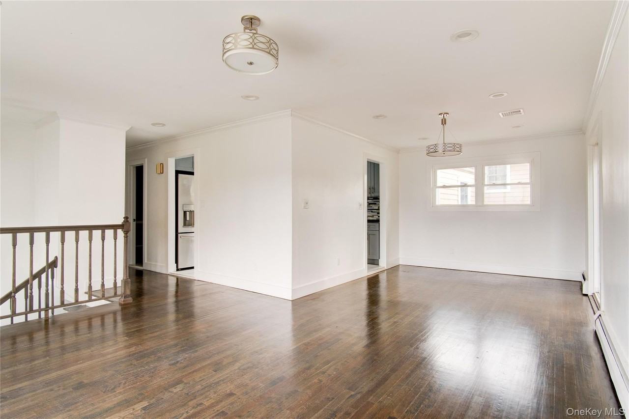 867 Bryant St - Photo 5 of 24