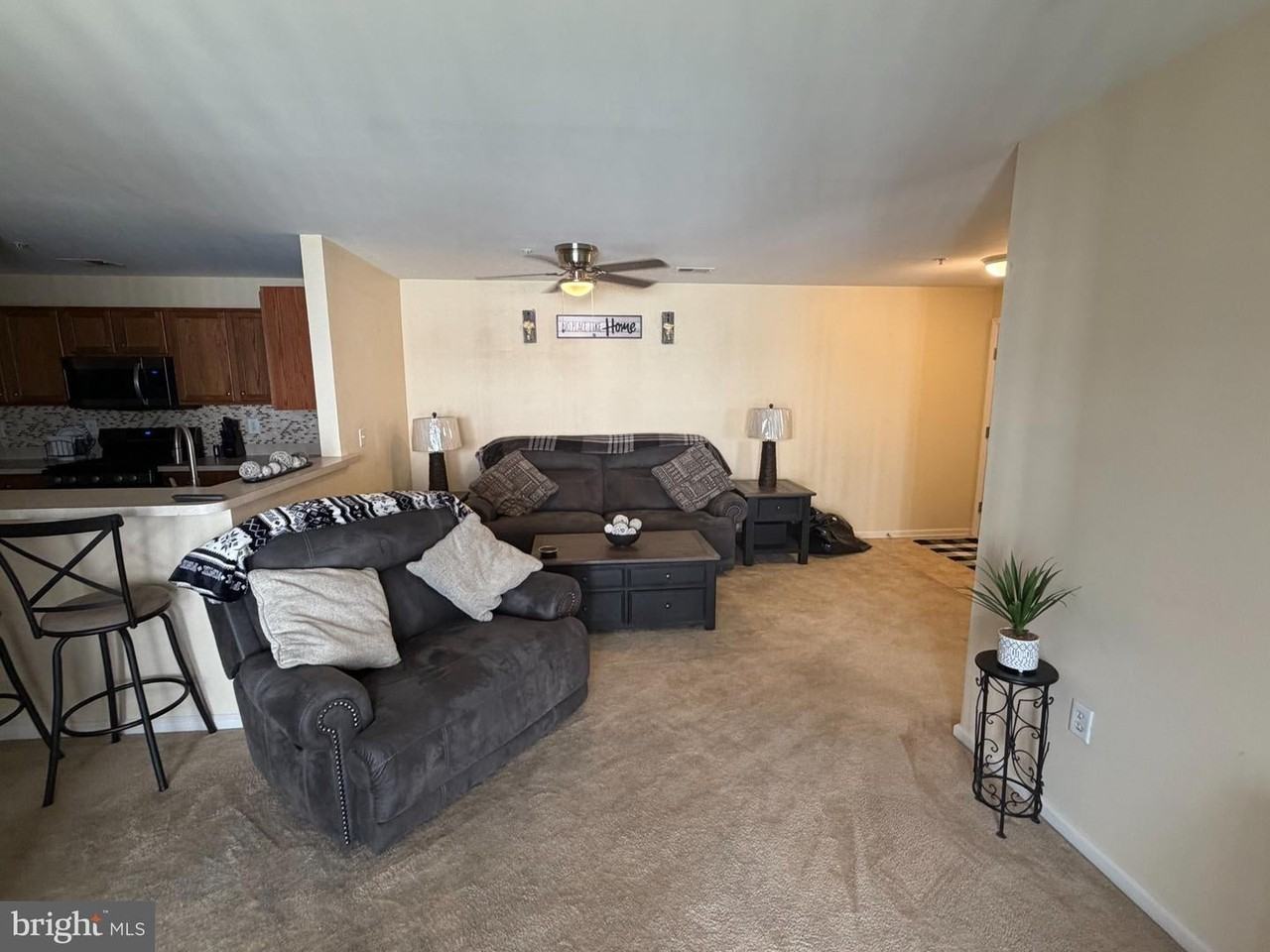 110 Lionheart Ln - Photo 5 of 27