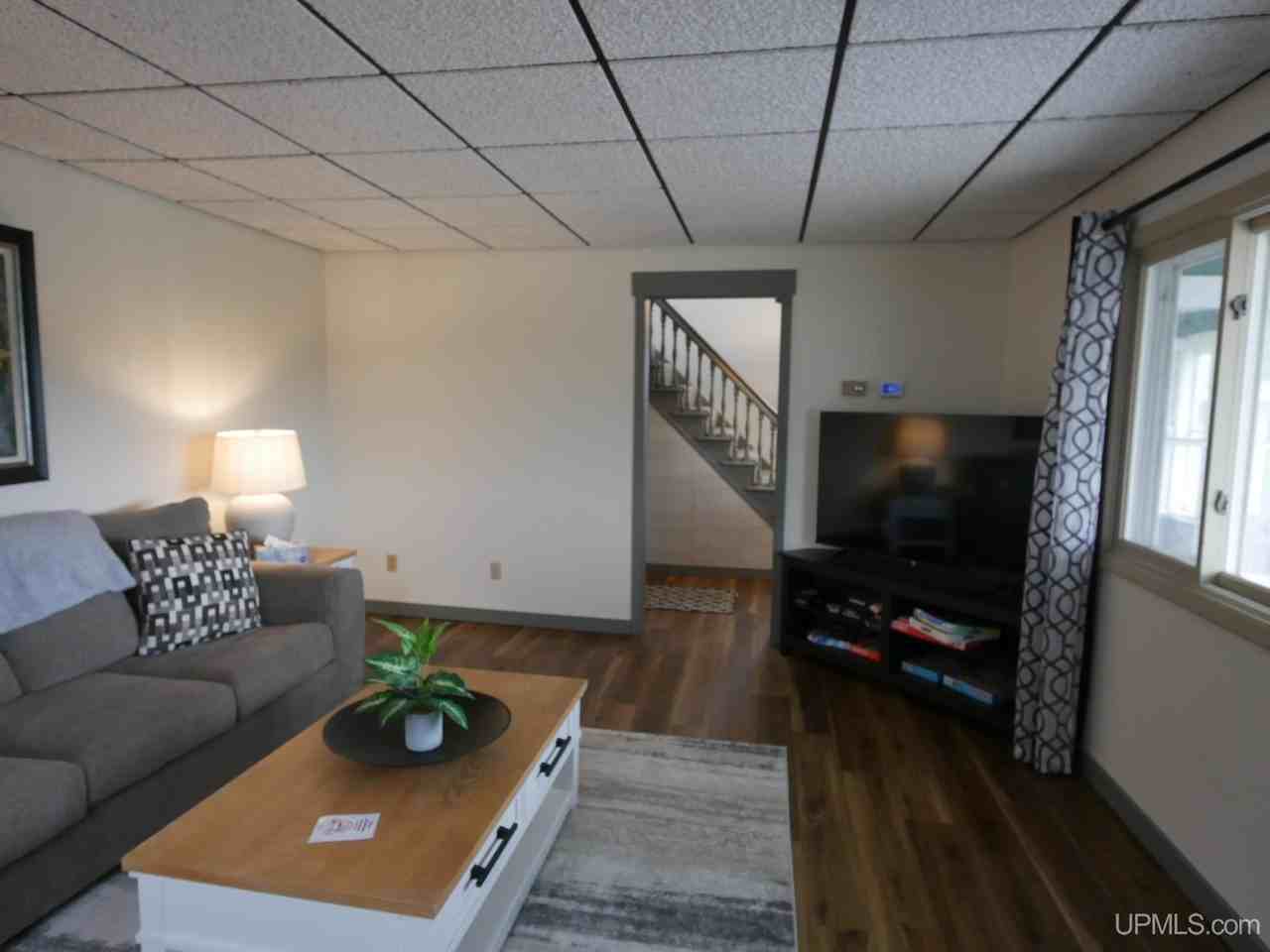 20888 3rd St - Photo 6 of 50