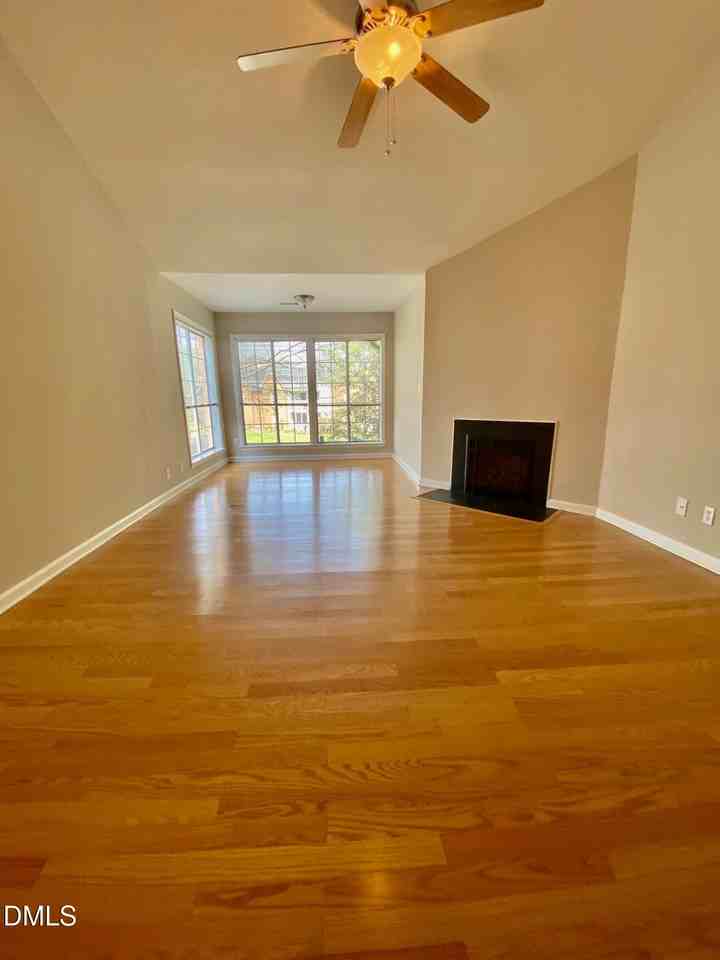 1001 Kingswood Dr - Photo 2 of 12