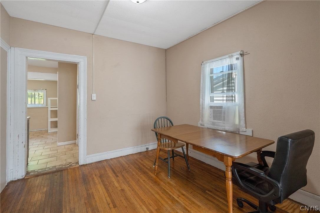 39 John St - Photo 6 of 25