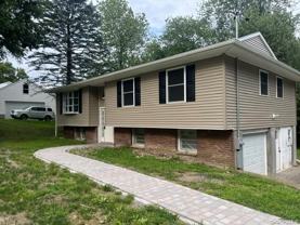 32 Hickman Dr - Photo 1 of 1