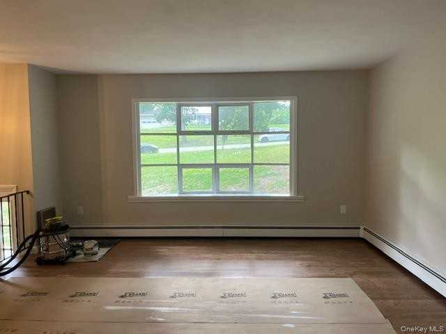 32 Hickman Dr - Photo 4 of 13