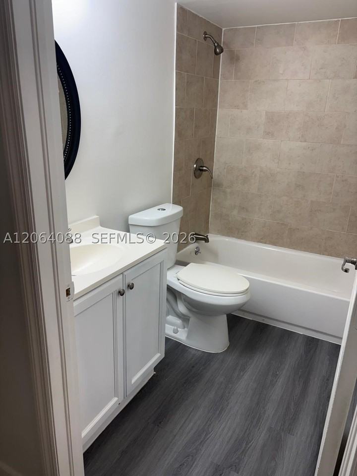 14931 Sw 82nd Ter #4-206 - Photo 4 of 10