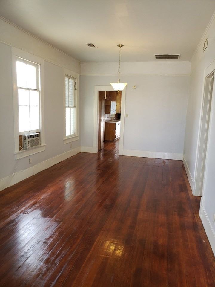 1725 18th St - Photo 5 of 15
